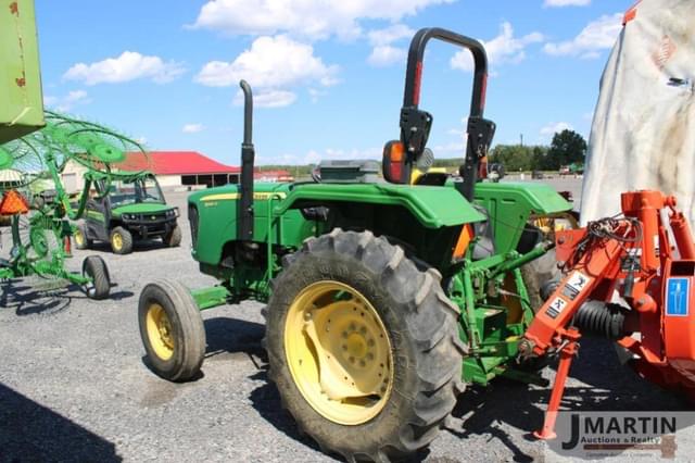 Image of John Deere 5045D equipment image 2