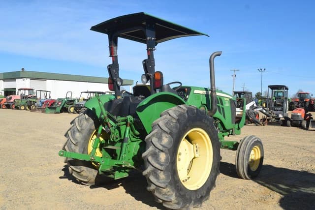Image of John Deere 5055E equipment image 2
