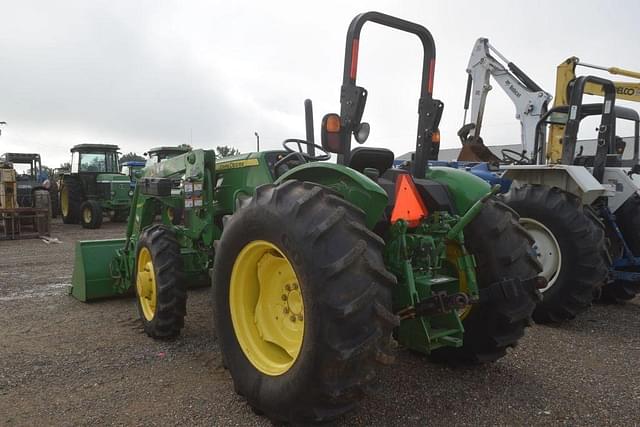 Image of John Deere 5055E equipment image 1
