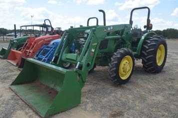 Main image John Deere 5055E