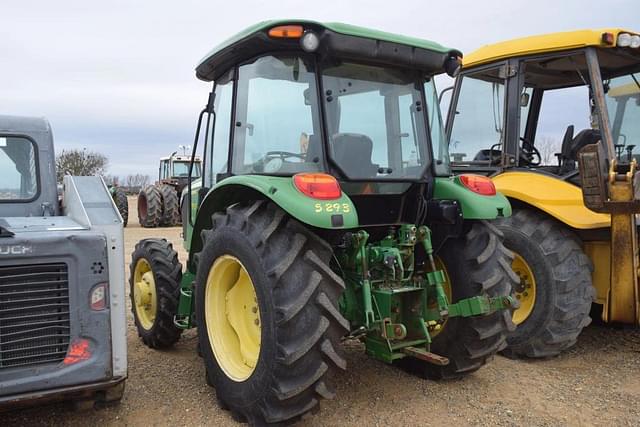 Image of John Deere 5055E equipment image 1