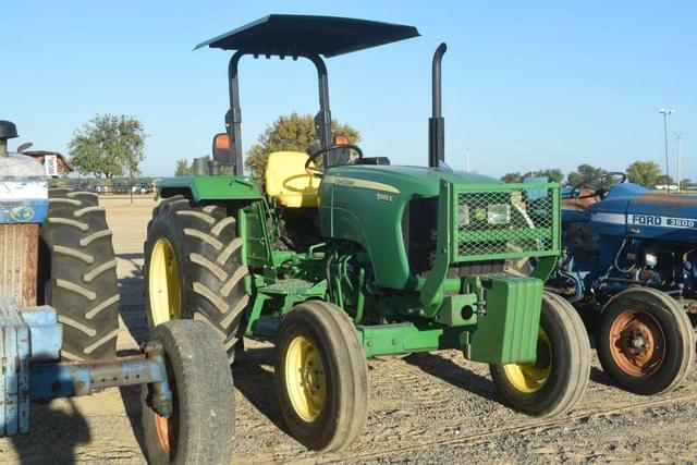 Image of John Deere 5065E equipment image 3