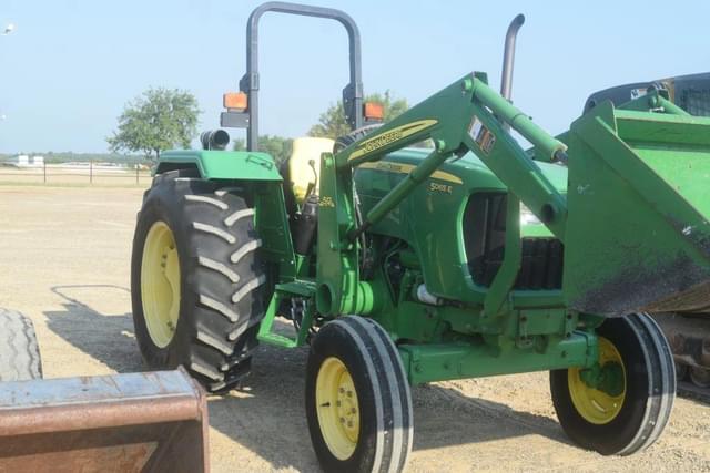 Image of John Deere 5065E equipment image 3