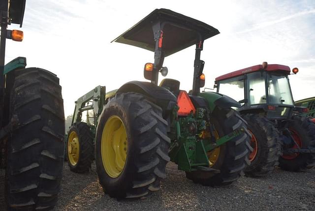 Image of John Deere 5065E equipment image 1