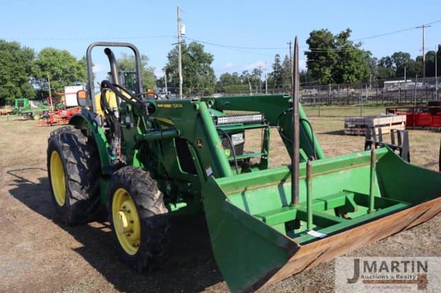 Image of John Deere 5065E equipment image 1