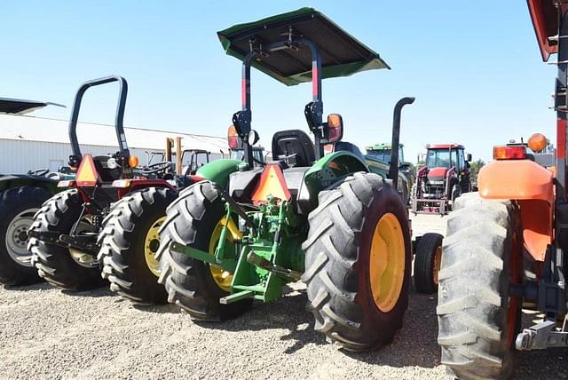 Image of John Deere 5075E equipment image 2