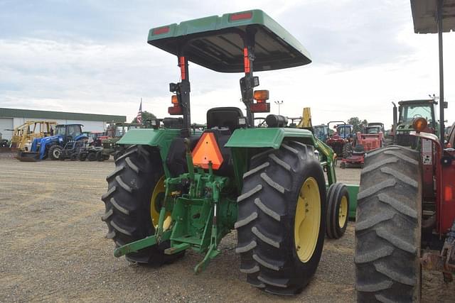 Image of John Deere 5075E equipment image 2