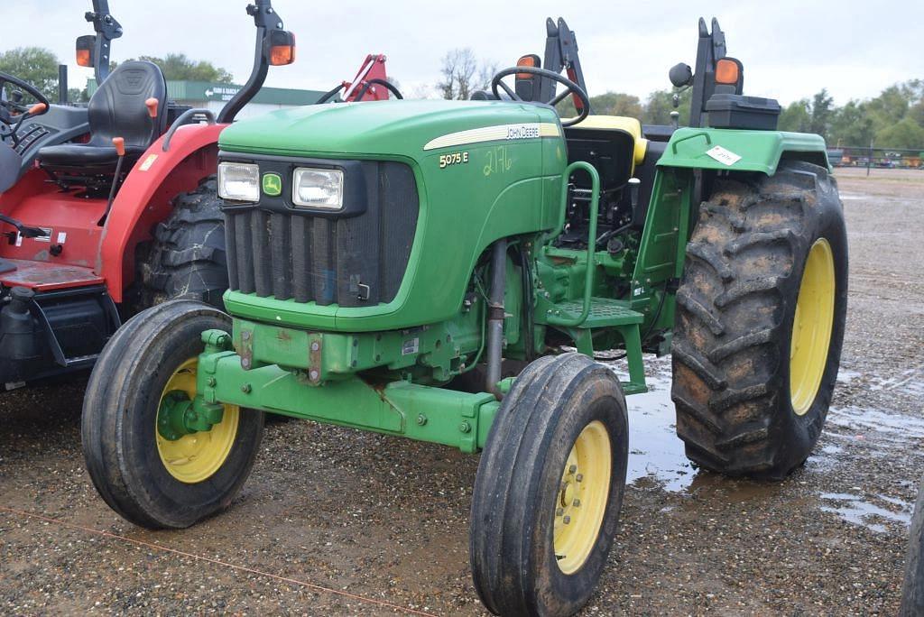 Image of John Deere 5075E Primary image