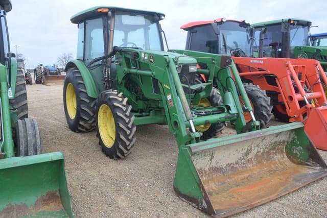 Image of John Deere 5075E equipment image 3