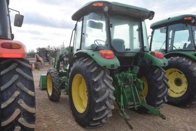 Image of John Deere 5075E equipment image 1