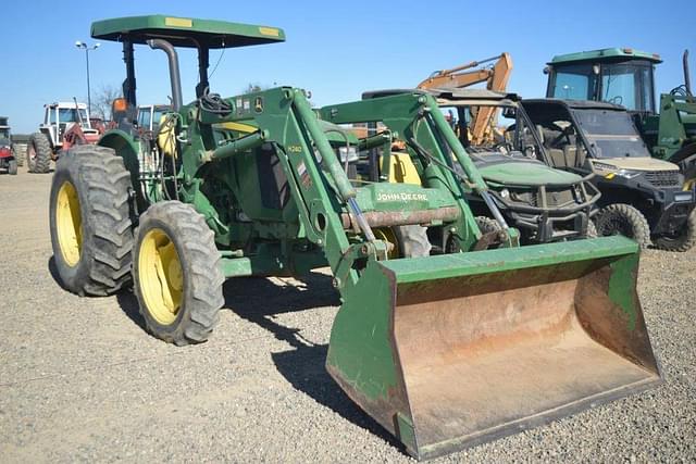 Image of John Deere 5075E equipment image 3