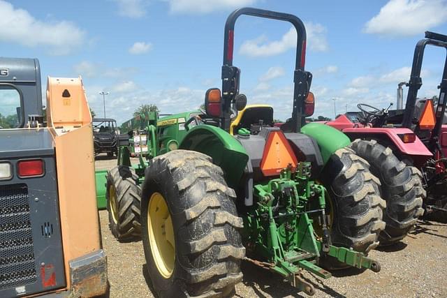 Image of John Deere 5075E equipment image 1