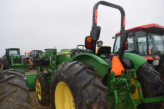 Image of John Deere 5075E equipment image 1