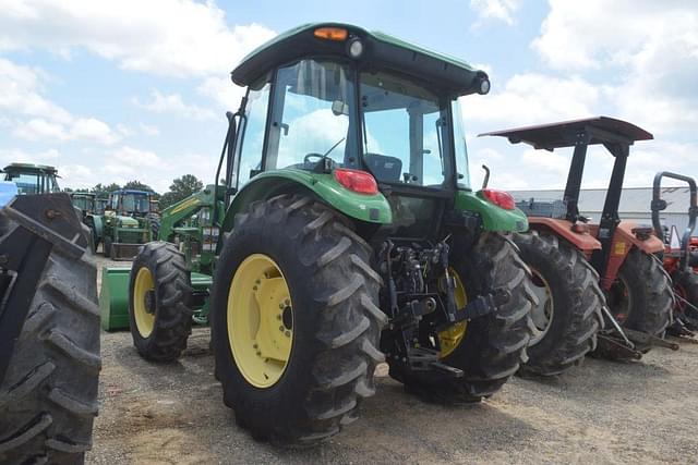 Image of John Deere 5083E equipment image 1