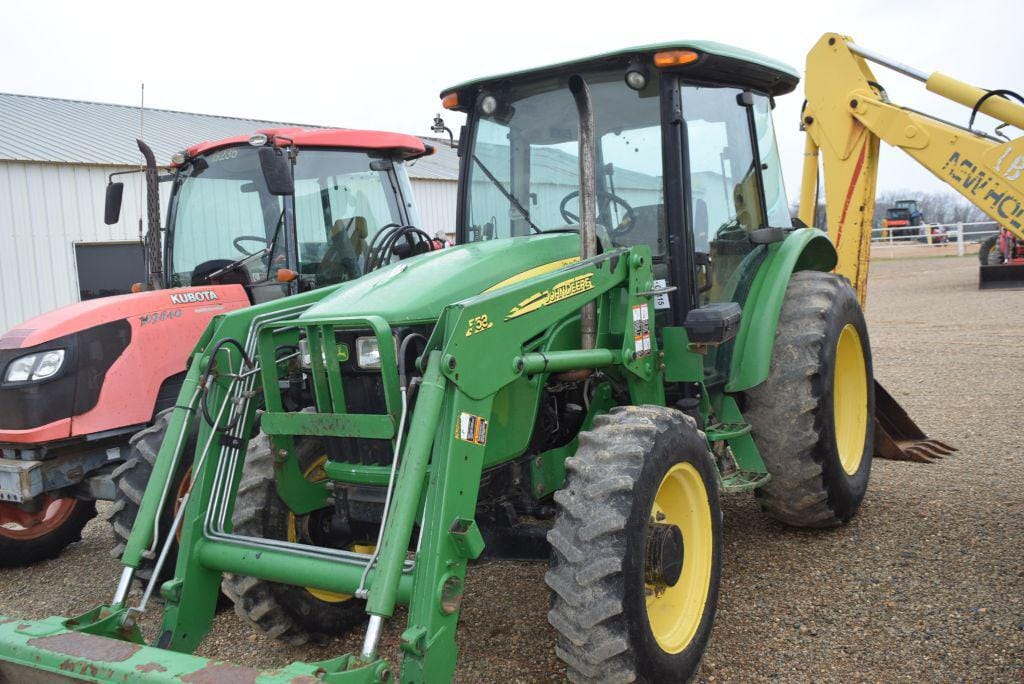 Main image John Deere 5083E