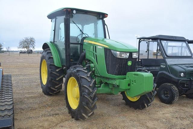 Image of John Deere 5085E equipment image 3