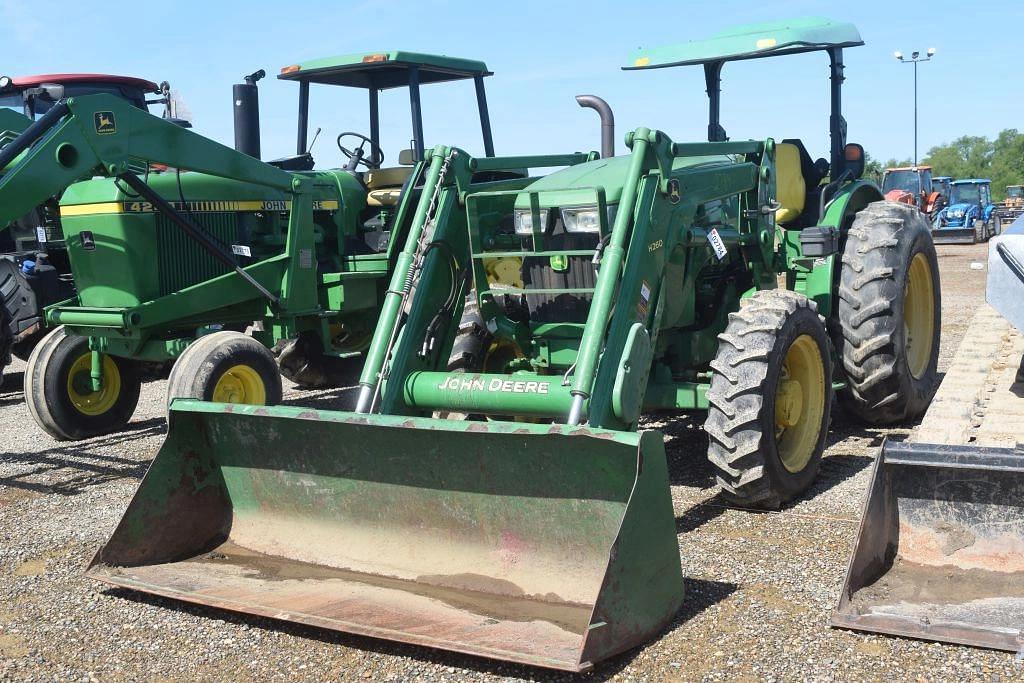 Image of John Deere 5085E Primary image