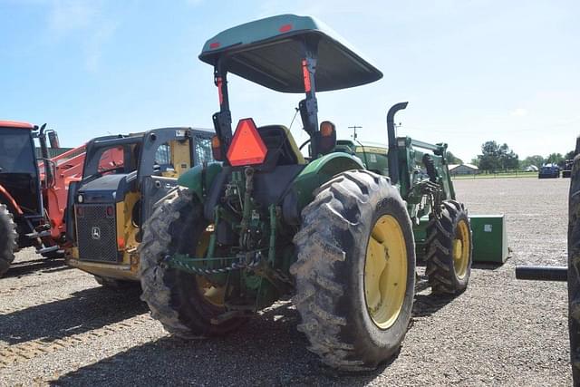 Image of John Deere 5085E equipment image 2