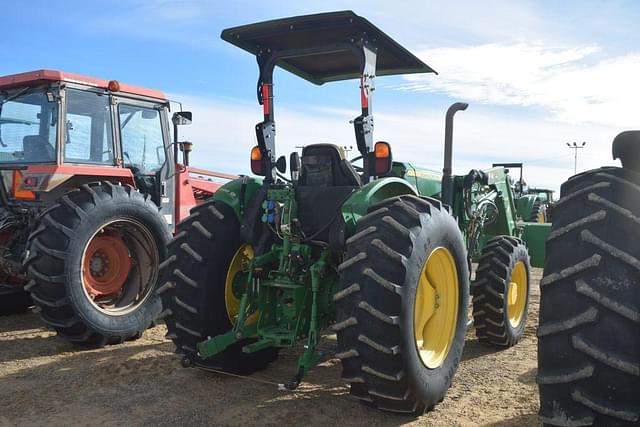 Image of John Deere 5085E equipment image 2