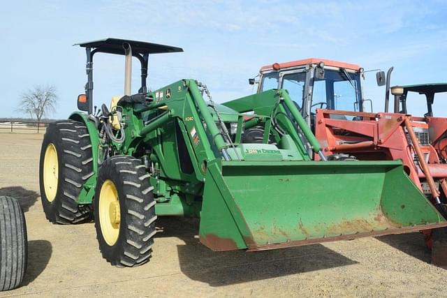 Image of John Deere 5085E equipment image 3