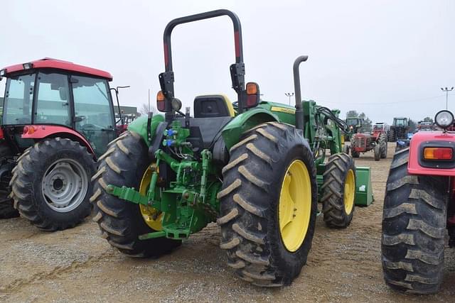 Image of John Deere 5085E equipment image 2