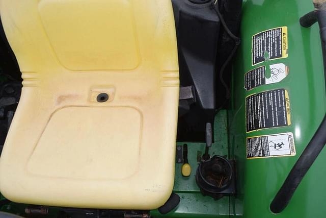 Image of John Deere 5085E equipment image 4