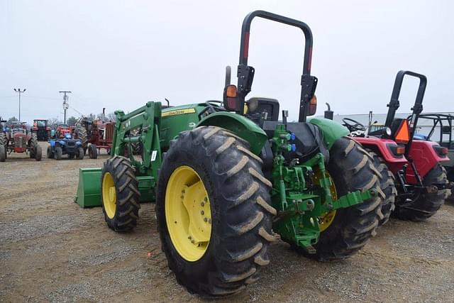 Image of John Deere 5085E equipment image 1