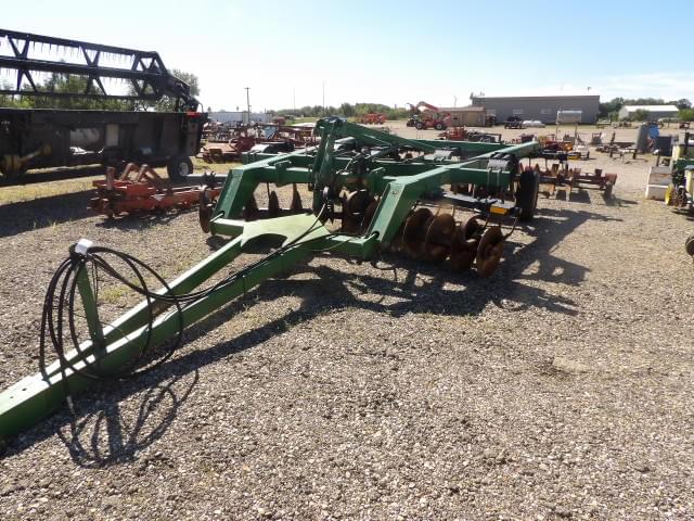 Image of John Deere 510 Image 1