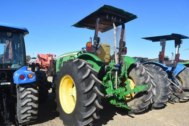 Image of John Deere 5100E equipment image 1