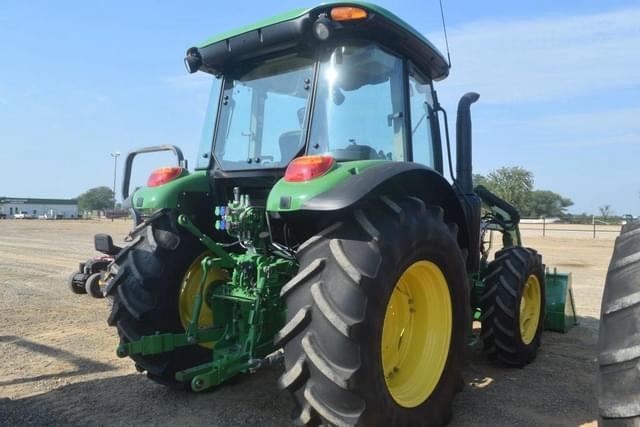 Image of John Deere 5100E equipment image 2