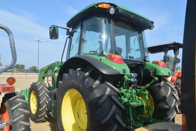 Image of John Deere 5100E equipment image 1