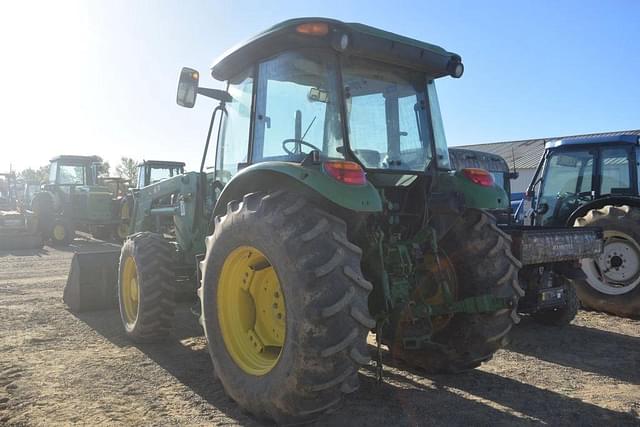 Image of John Deere 5100E equipment image 1