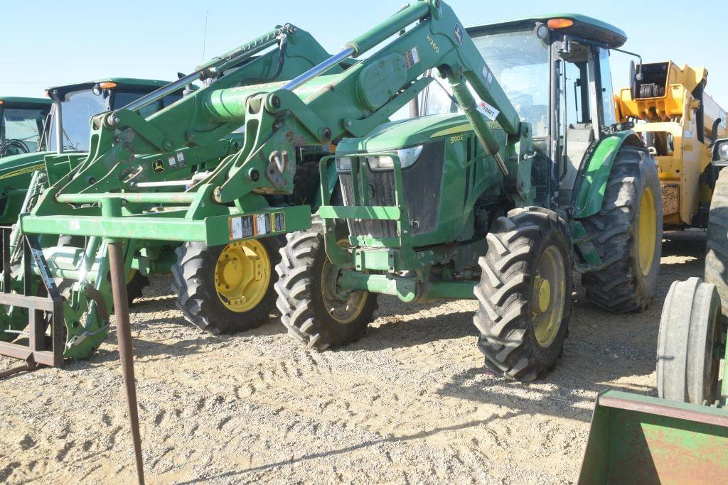 Image of John Deere 5100E Primary image
