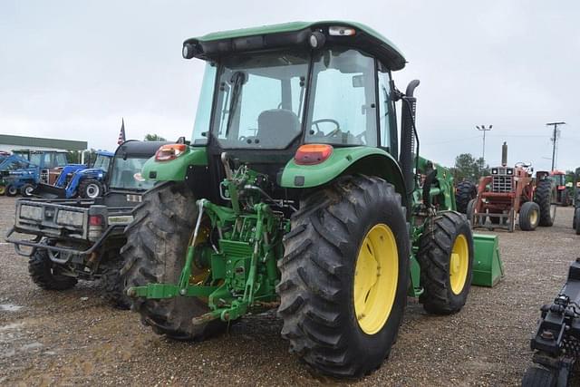Image of John Deere 5100M equipment image 2