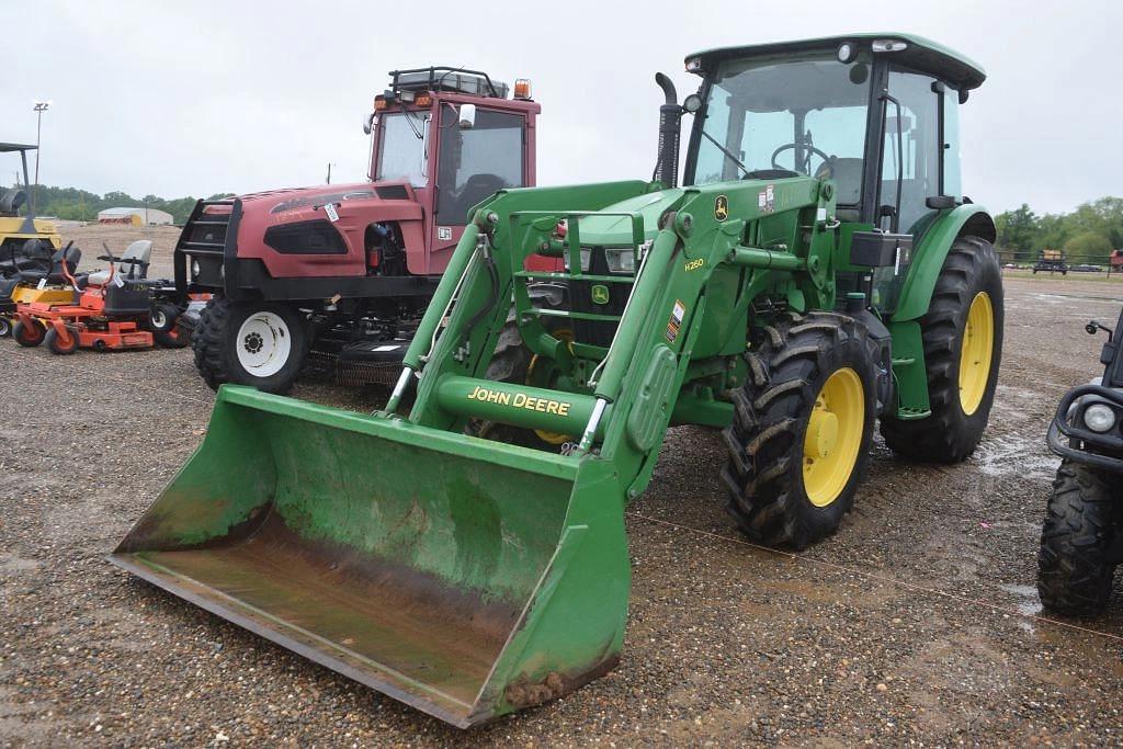 Image of John Deere 5100M Primary image