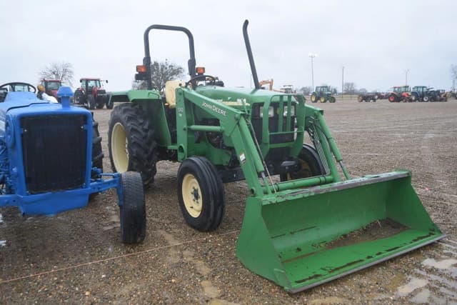 Image of John Deere 5103 equipment image 3