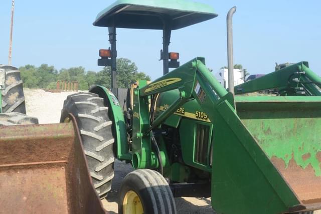 Image of John Deere 5105 equipment image 3