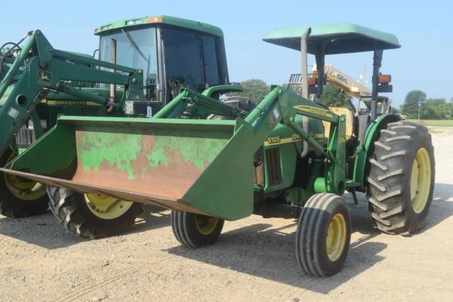 Image of John Deere 5105 equipment image 4