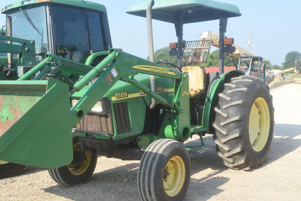 Image of John Deere 5105 Primary image