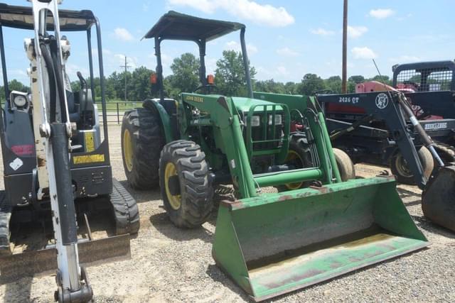 Image of John Deere 5105 equipment image 3