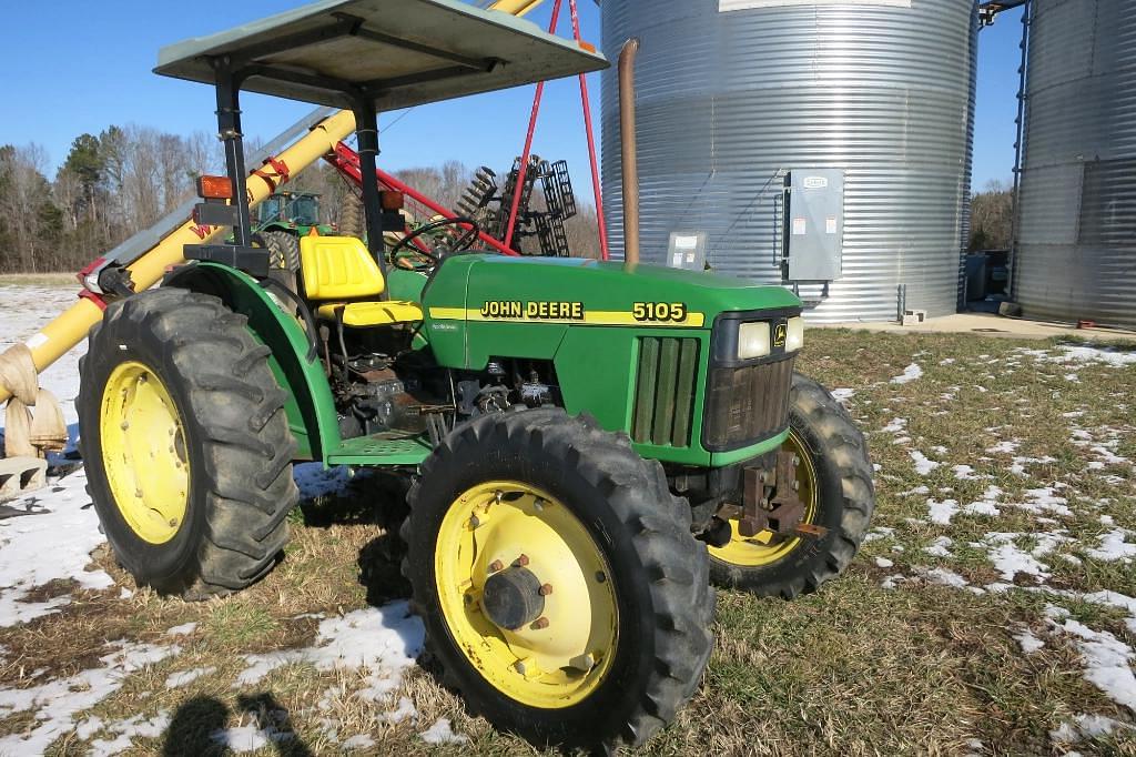 Image of John Deere 5105 Primary image