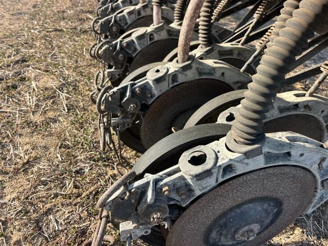 Image of John Deere 520 equipment image 2