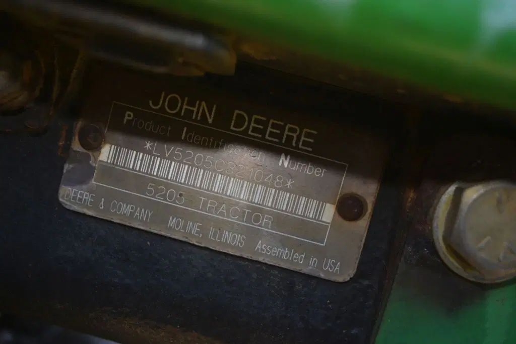Image of John Deere 5205 Image 1