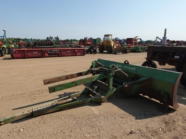 Image of John Deere 524 equipment image 2
