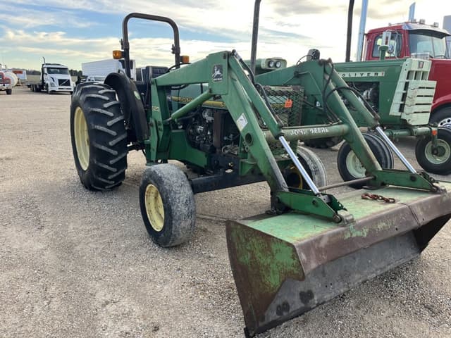Image of John Deere 5300 equipment image 1
