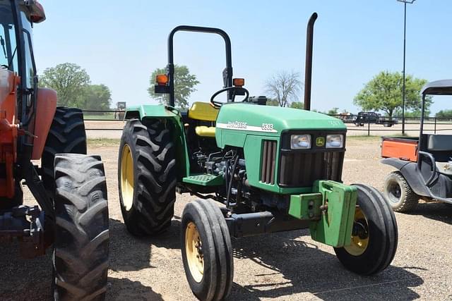 Image of John Deere 5303 equipment image 3