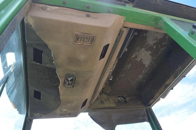 Image of John Deere 5310 equipment image 4