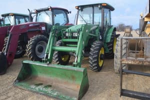John Deere 5325 Image