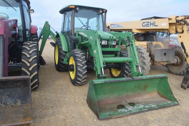 Image of John Deere 5325 equipment image 3