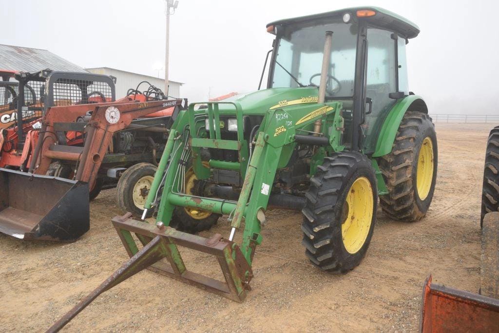 John Deere 5325 Equipment Image0